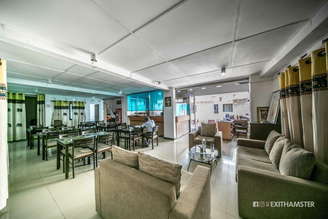 Charlton Kandy City Rest Экстерьер фото